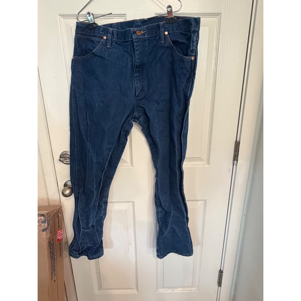 Wrangler 13MWZ Cowboy Cut Mens Jeans 38x30 Indigo Blue Straight Leg Denim